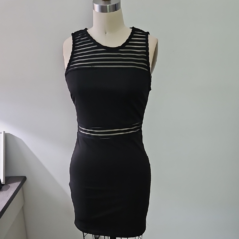 Elegant Black Sleeveless Dress Zipper On Side Sz M